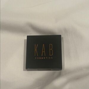 Kab cosmetics eyeshadow pallete